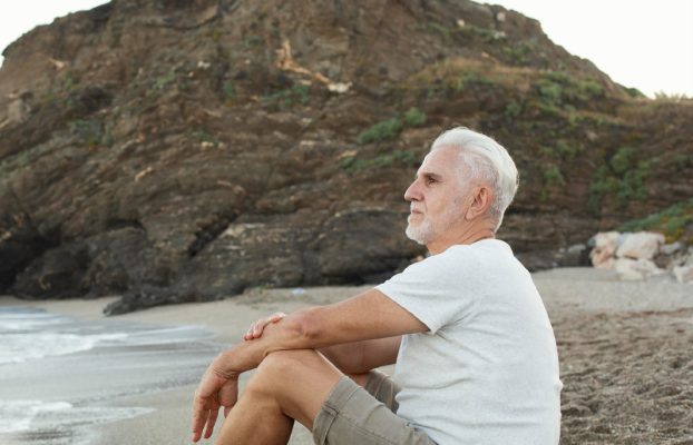 الصحة النفسية لكبار السن وتأثير التقاعد على الحالة النفسية والعاطفية